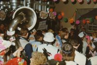 1986-02-09 De tent op z n kop-bal 10 1986-02-09 De tent op z n kop-bal 10